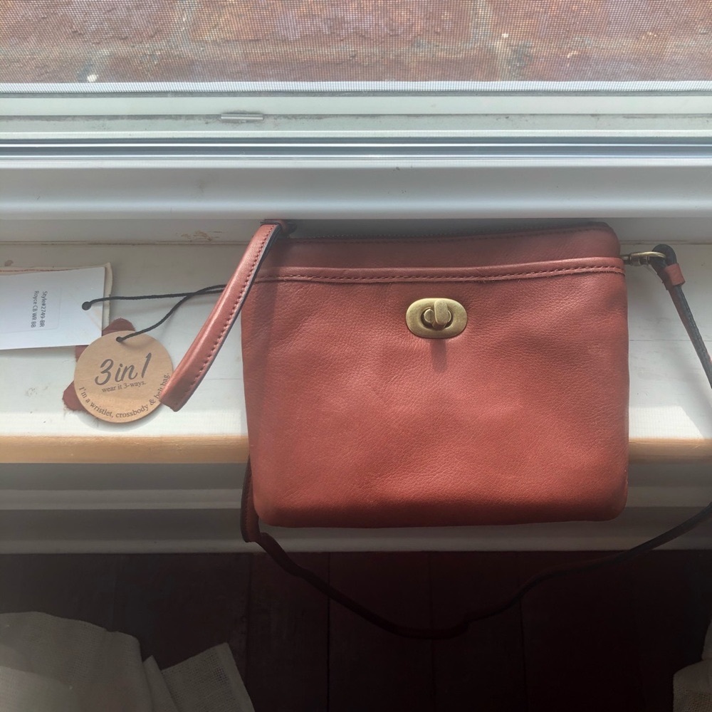 Margot leather cross body